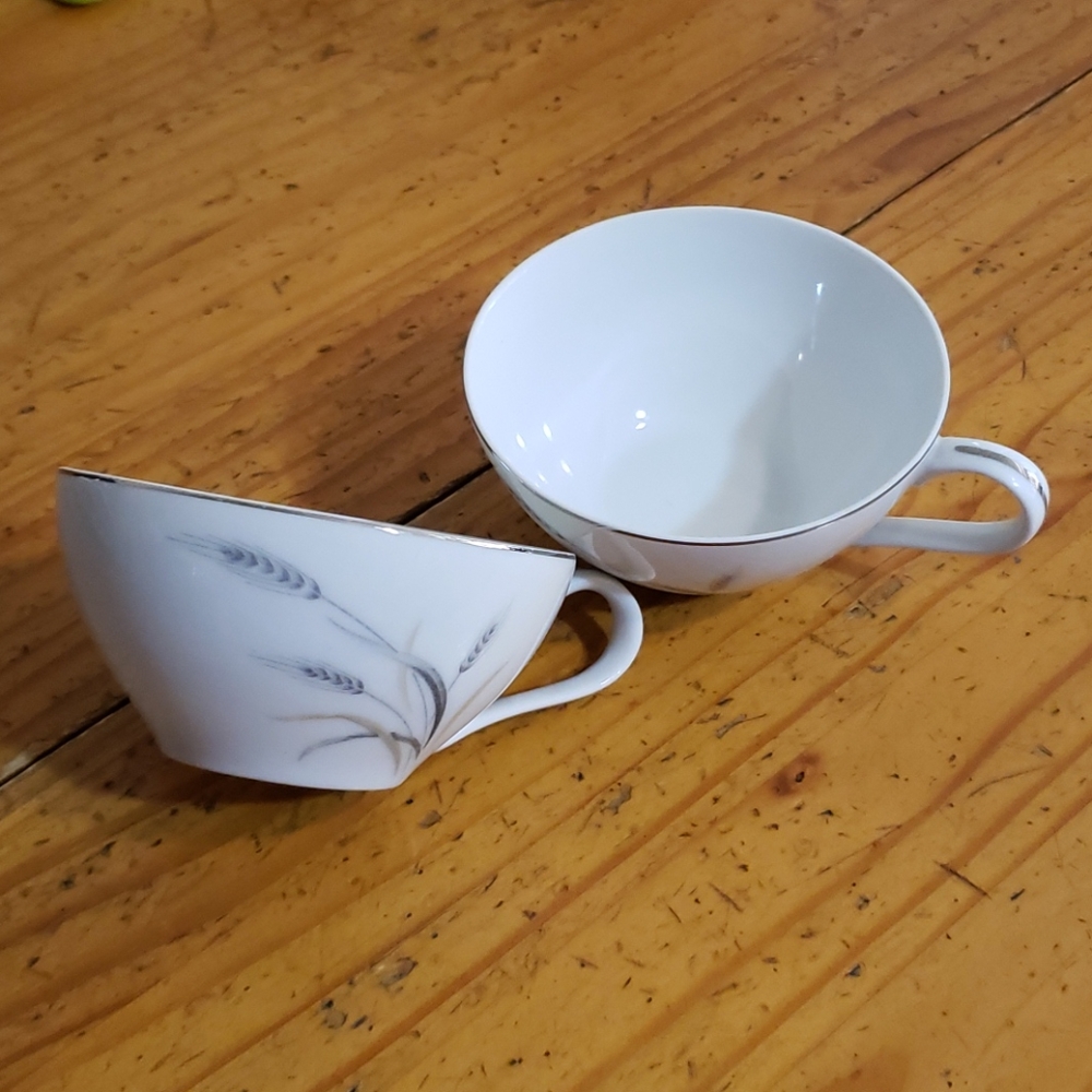 Kaysons Fine China Japan "Silver Rythm" Teacups